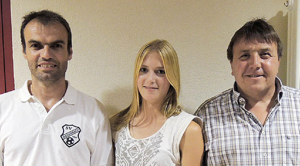 Lothar Becherer (links ) ist neuer erster Kassierer des SV Biederbach. Mit Erwin Schätzle und Sophia Burger wurde die Jugendleitung komplett neu besetzt. Foto: Kurt Meier